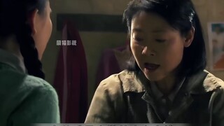 "Mẹ ơi, đây là tiền học phí, không phải tiền gia đình!"