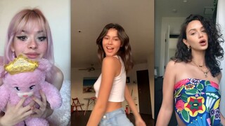 Ayo, Femme kiểm tra