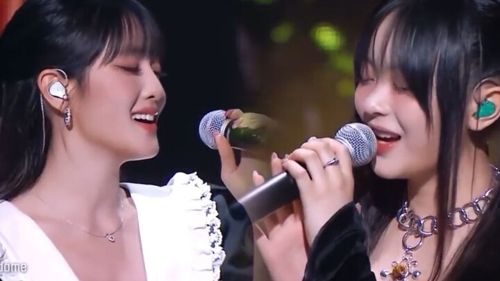 MINNIE + HANNI Duet Remember Me High-Definition Stage