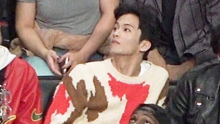 I ran into my crush at the basketball court.