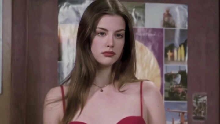 Nữ thần phong cách cổ điển