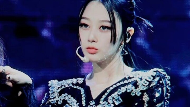 Big Stage! Going Wild! aespa’s NINGNING & EYEAH Live Dance Break at the K-POP Grand Festival