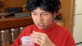 当你给妈妈买了好吃的，妈妈的反应be like：