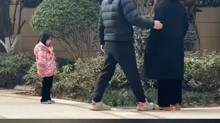 当老婆和女儿同时生气时，哄老婆女儿没了 哄女儿老婆没了！