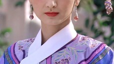 [Shen Meizhuang] "If it weren't for Concubine Hua's past, I would treat you the same as Concubine Xi