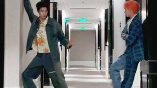 【INTO1 - Gao Qingchen | Lin Mo】Another fellow patient is acting up again—what should we do? Help nee