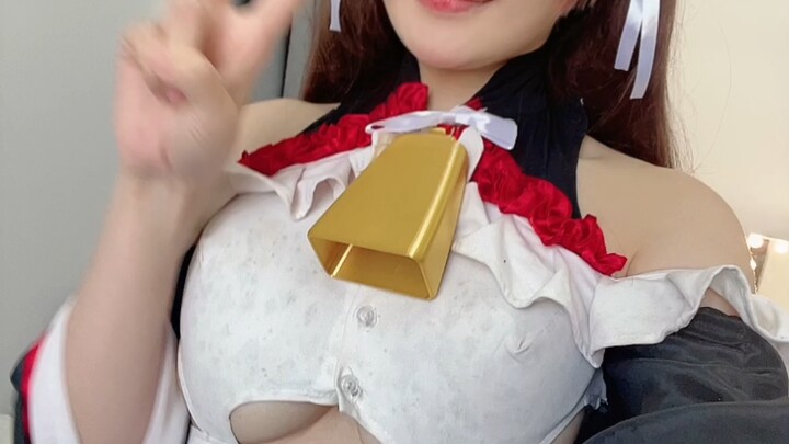 Playing with the Wagyu cow～