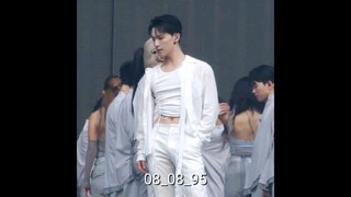 Dino in crop top 😩Look at his fit🔥 Whoever styled him deserves everything 😭#seventeen #dino