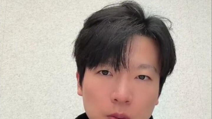 Những điều Thần không làm được, đồng bào chúng ta có thể làm; nhưng dù sao thì mọi người vẫn phải lu