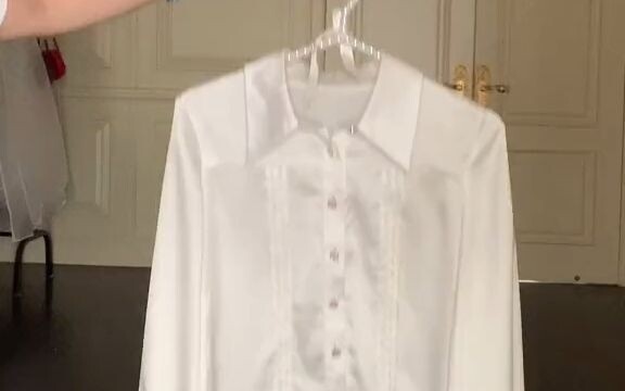 الآن بالكاد يمكن رؤيته.