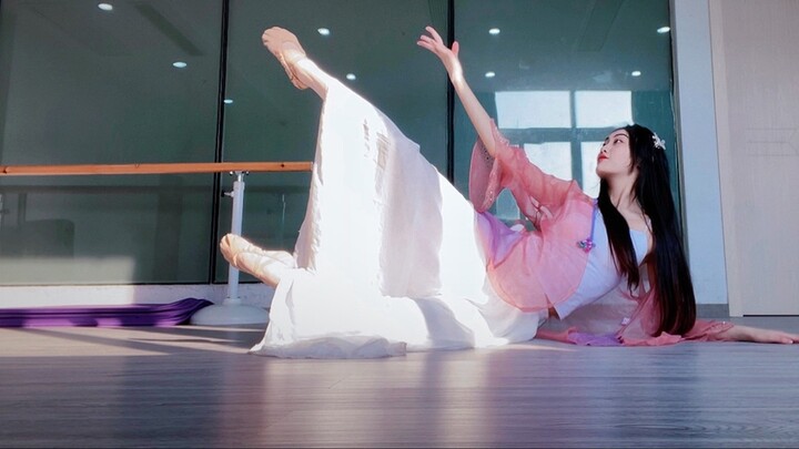สาวน้อยน่ารักท้าความขี้อายของครูเสี่ยวดี [เสี่ยวเหยา]