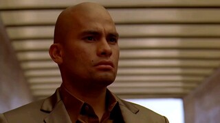 “Breaking Bad #Bạn làm gãy xương sườn của tôi…!”
