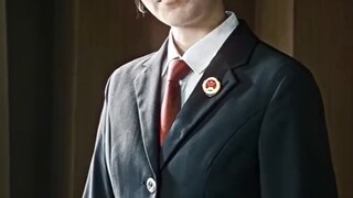 黄总正经演的电影还是可以一看的