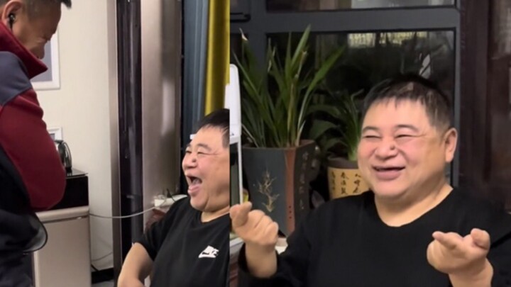 男子患病智商停留在6岁，妹夫平时一有空便陪他玩耍，看着暖心