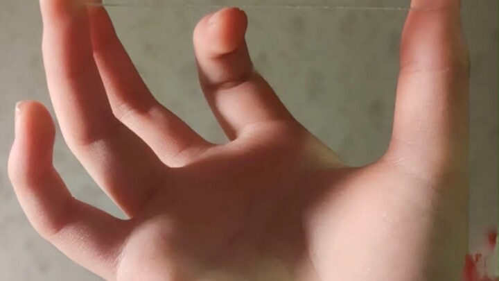 Fengjun’s sister: I get tricked every single day, and each time it’s a different kind of trick…