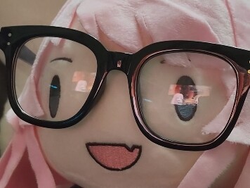 Cậu đang nhìn gì thế, Ano-chan?