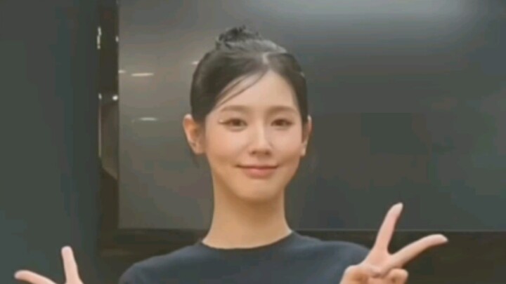 Thử thách nhảy Cho Mi Yeon + Kiss Of Life!