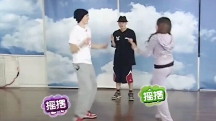 维尼夫妇一起跳过的舞