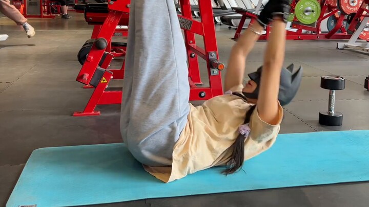 I'll torture everyone who wants six-pack abs.