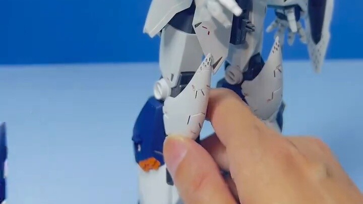 Chia sẻ về phiên bản mới R Souls KoxiGundam Armor nổ của Bandai