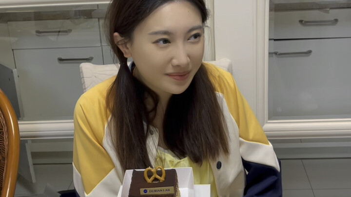 عهد أمي ساري المفعول مدى الحياة!