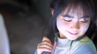 هي صغيرة جدًا، لكنها في آخر لحظات حياتها فكرت في الجميع باستثناء نفسها