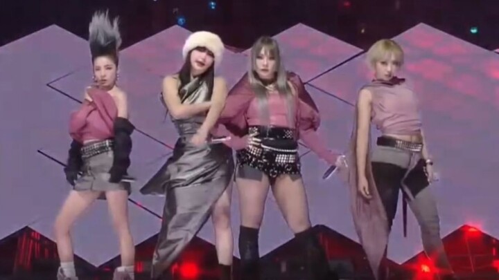 2NE1 Come Back Home + Fire + I Don't Care + Ugly - Music Show Stage