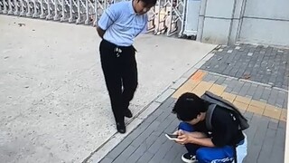 人怎么能闯这么大的祸啊！