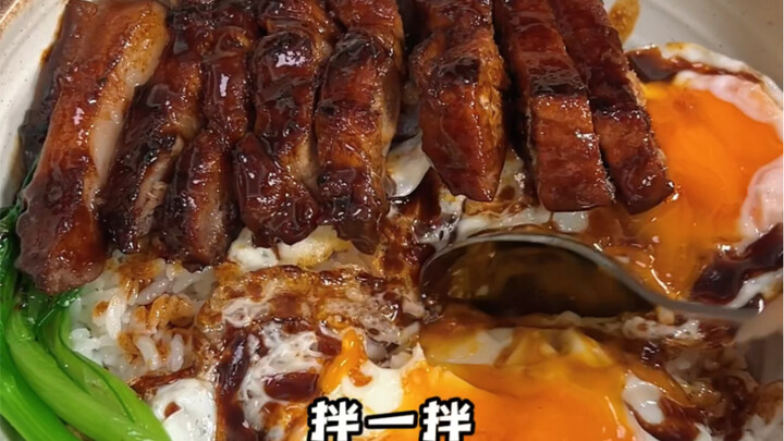 Làm thế nào để nấu cho bạn gái một bát cơm “đốn tim” siêu ngon!