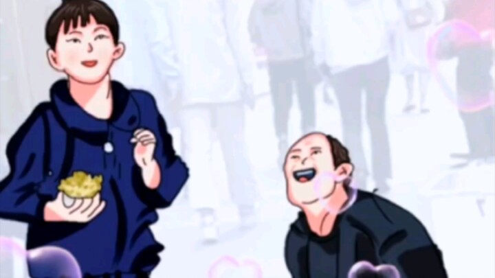 เด็กหญิงตัวเล็กนำอาหารไปมอบให้กับชายชราขอทาน เพียงท่าทางเดียวก็เผยให้เห็นความเมตตาและคุณธรรมอันงดงาม