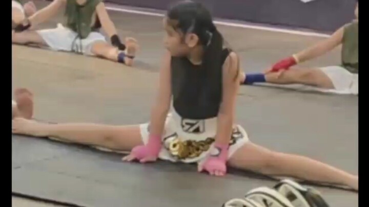 Galing magsplit dito ni Andrea 😍😅✌️