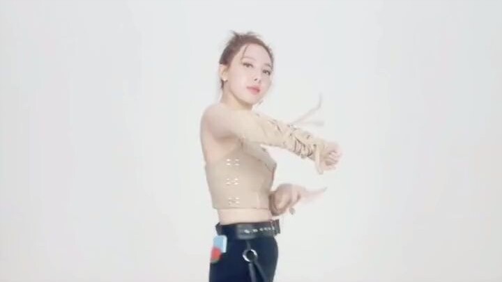 "Perfect World" Solo Dance Compilation