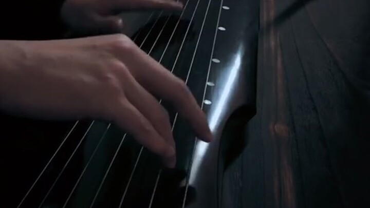 Versi Guqin dari “Bai Suzhen di Bawah Gunung Qingcheng”