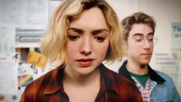 วิญญาณของเด็กสาวถูกขังอยู่ในโรงเรียนไปชั่วนิรันดร์ ไม่ว่าจะพยายามแค่ไหนเธอก็ยังไม่กล้าเชื่อสิ่งนี้เล