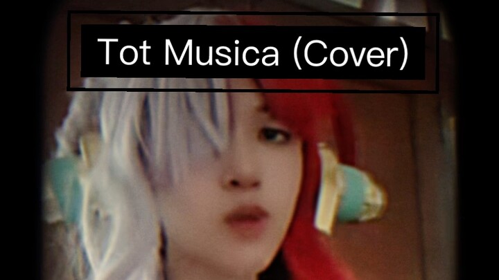 Uta cosplayer cover Tot musica