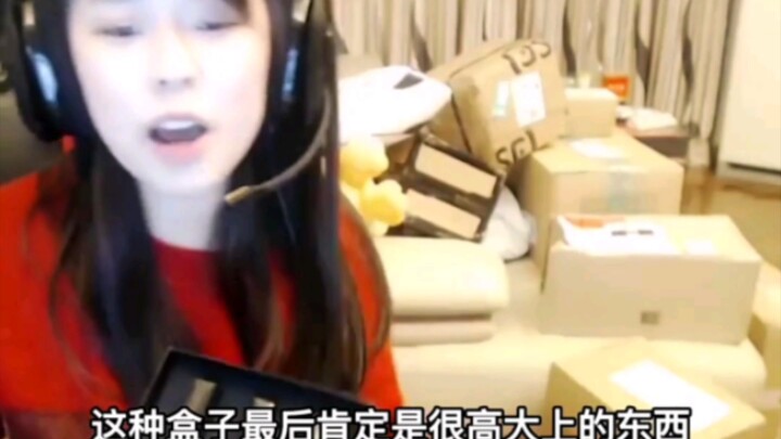 The gift a water friend sent was so bizarre it totally broke Mozi’s composure on the spot—after I sp