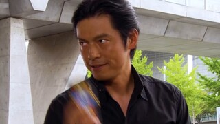 Yang cepat takut akan hadiah Hunter x Hunter. Melalui pertempuran burung hering hitam, mereka secara