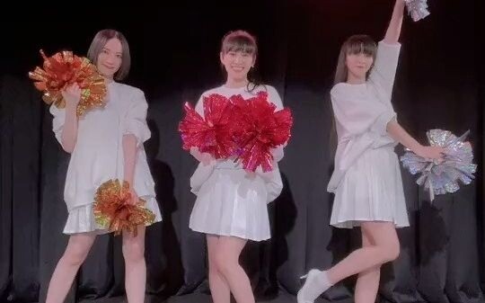 【Perfume】 Video Pembaruan TikTok 14.2.2021 (Shin Takarajima - Sakanaction)