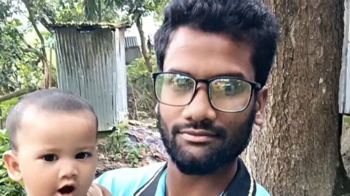 আমার মেয়ে আমাদের পুকুর পার