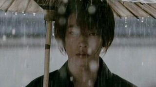"The rain falls and the grass and trees in my old hometown are thick"