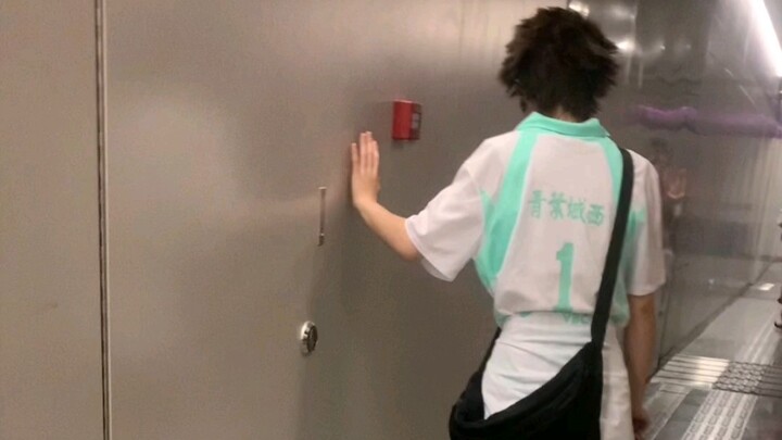 I finally managed to make an offline cosplay vlog, but ended up with a tragic ankle sprain video