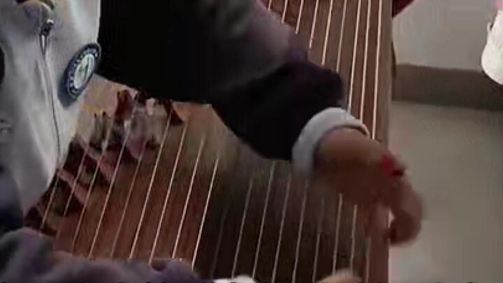 My daughter was discouraged from learning the guzheng by her teacher, who said she was too aggressiv