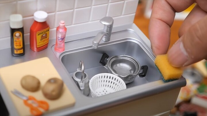 [Mini Kitchen] Small pots, small bowls and small stoves are really cute!