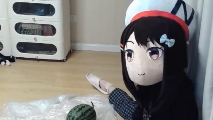 [Little N Slicing] muốn biểu diễn màn tách dưa hấu bằng tay không nhưng dù đã cố gắng hết sức vẫn kh