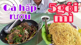 Gà đá hấp rượu và 5 gói mì l Tâm Chè Vĩnh Long