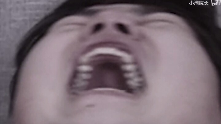 【شياو آو】 لا أستطيع التوقف عن الضحك! لم أكن أتوقع أبدًا أن يكون هناك من يشبهه إلى هذا الحد!