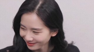 Liu Shishi merespons ketika setrika diangkat secara diam-diam di belakang kami ~