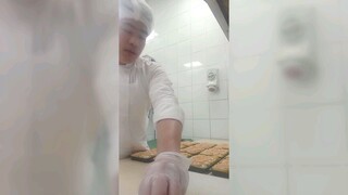 sushi maker