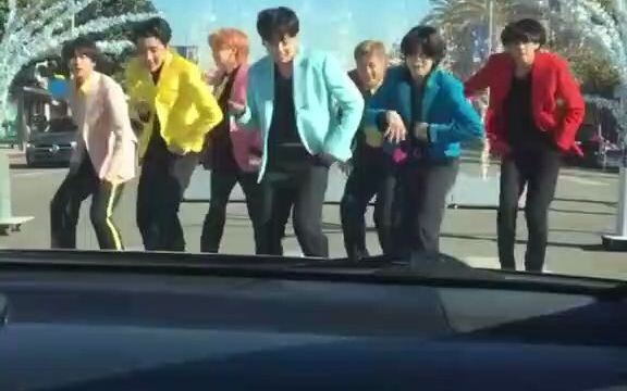 BTS's flash mob moment on the driveway! I'm so jealous!