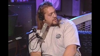 พอล "เดอะ ไจแอนท์" จูบแรกของไวท์